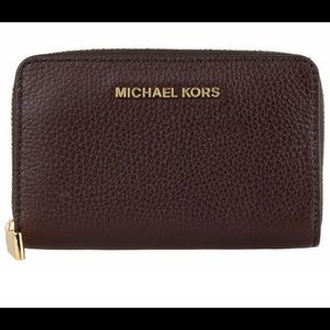 Small Pebbled Leather Wallet Burgundy